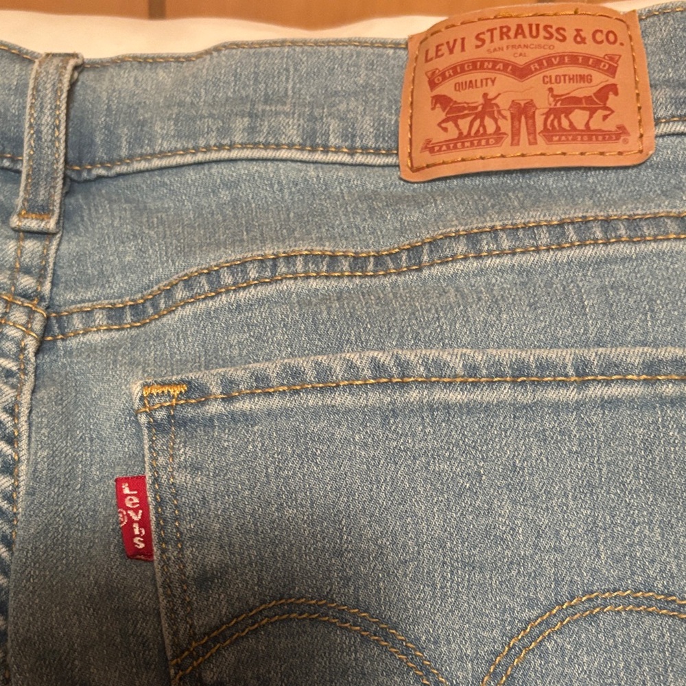 Levi's Women's Light Blue Denim Jeans